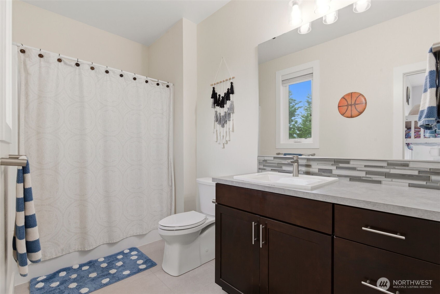6224 76th Street Property Photo 17