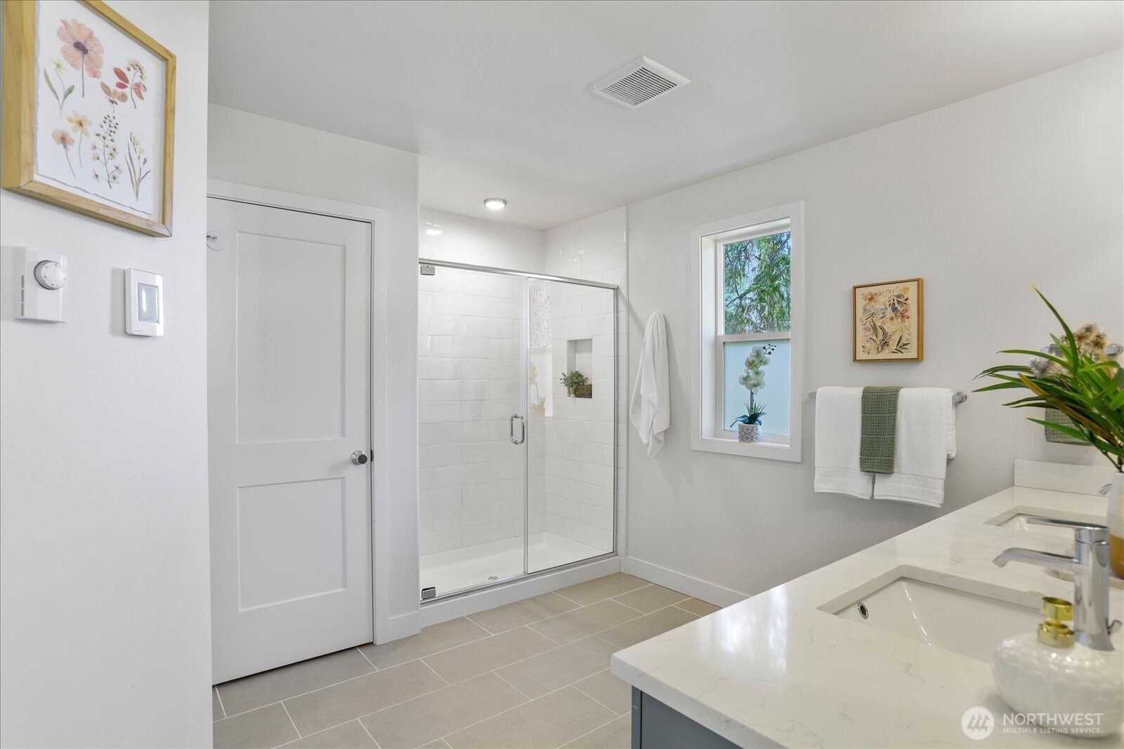 121 171st Place B Property Photo 26