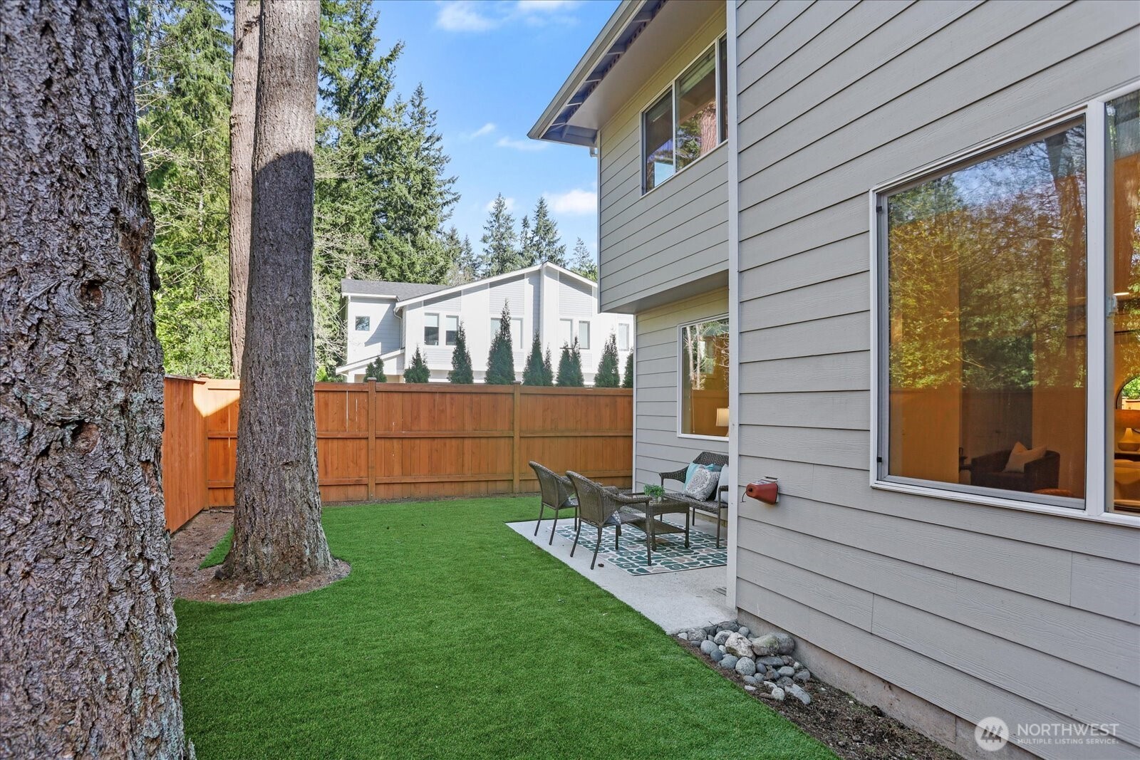 121 171st Place B Property Photo 34