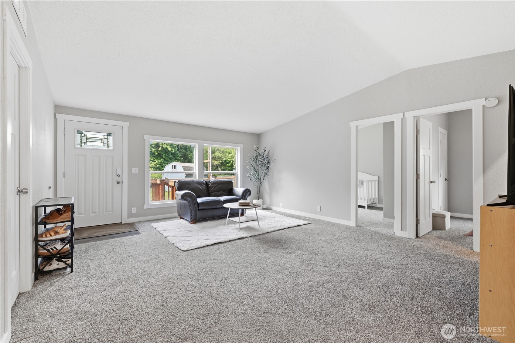 8329 Abelia Ct Se Property Photo 6