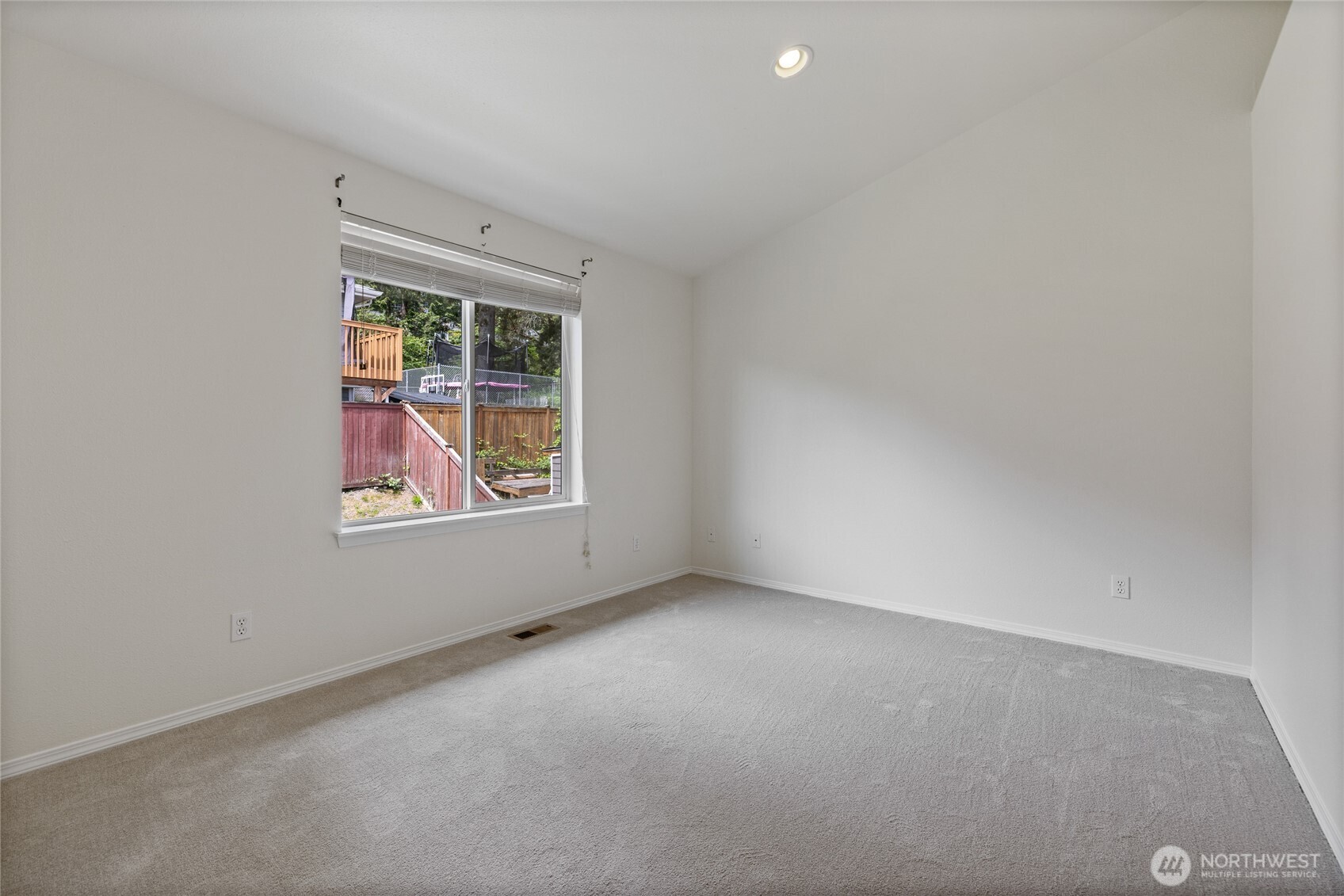 1641 Bayview Drive Property Photo 26