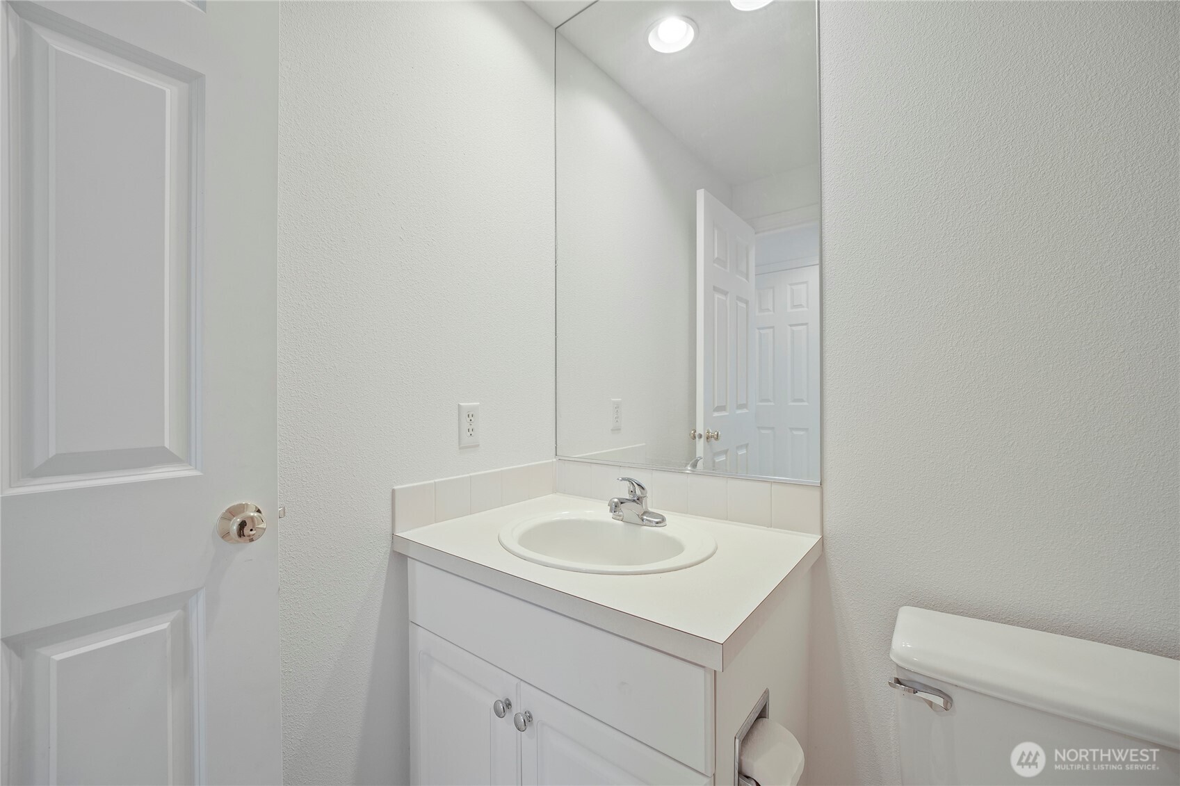 3904 Ne 5th Place Property Photo 17