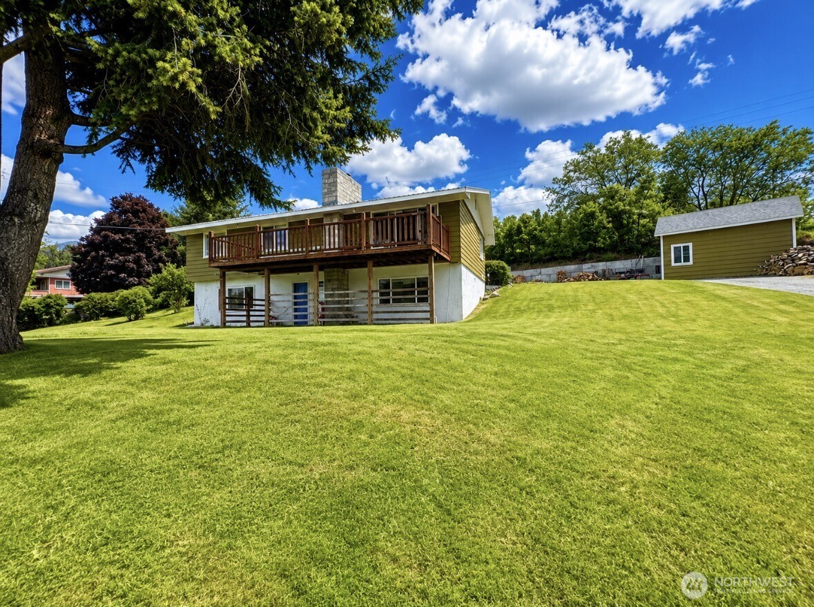 33601 Highway 97 Property Photo 25