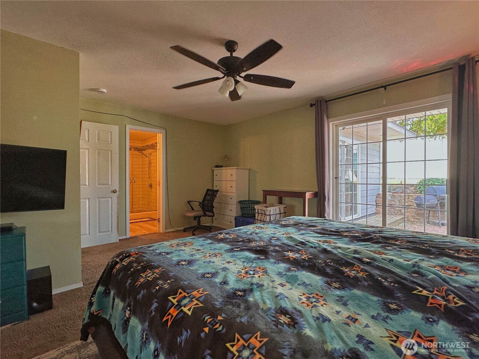 111 Washington Place Property Photo 20
