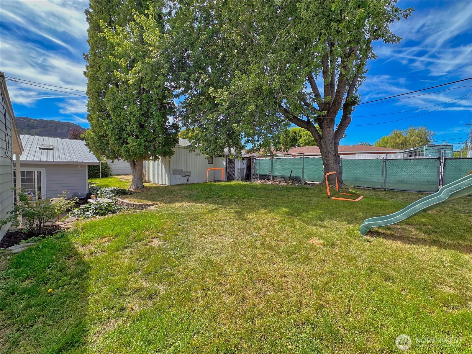 111 Washington Place Property Photo 32