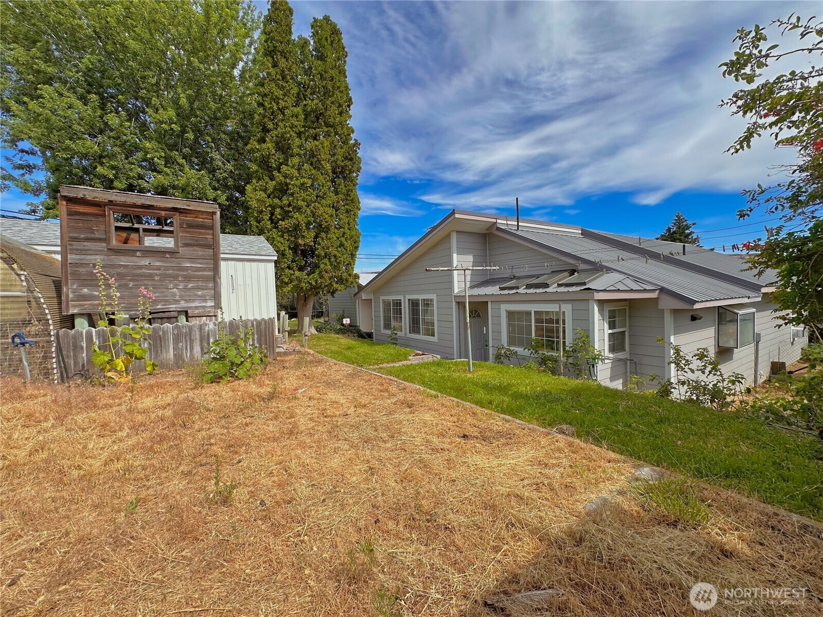 111 Washington Place Property Photo 33