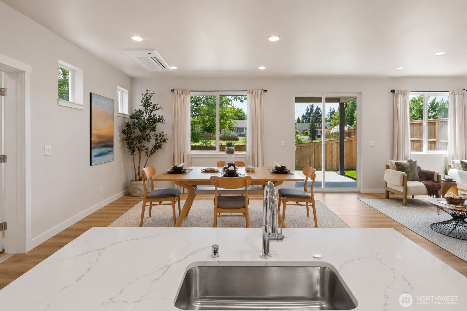 13329 Seattle Hill Road B Property Photo 6