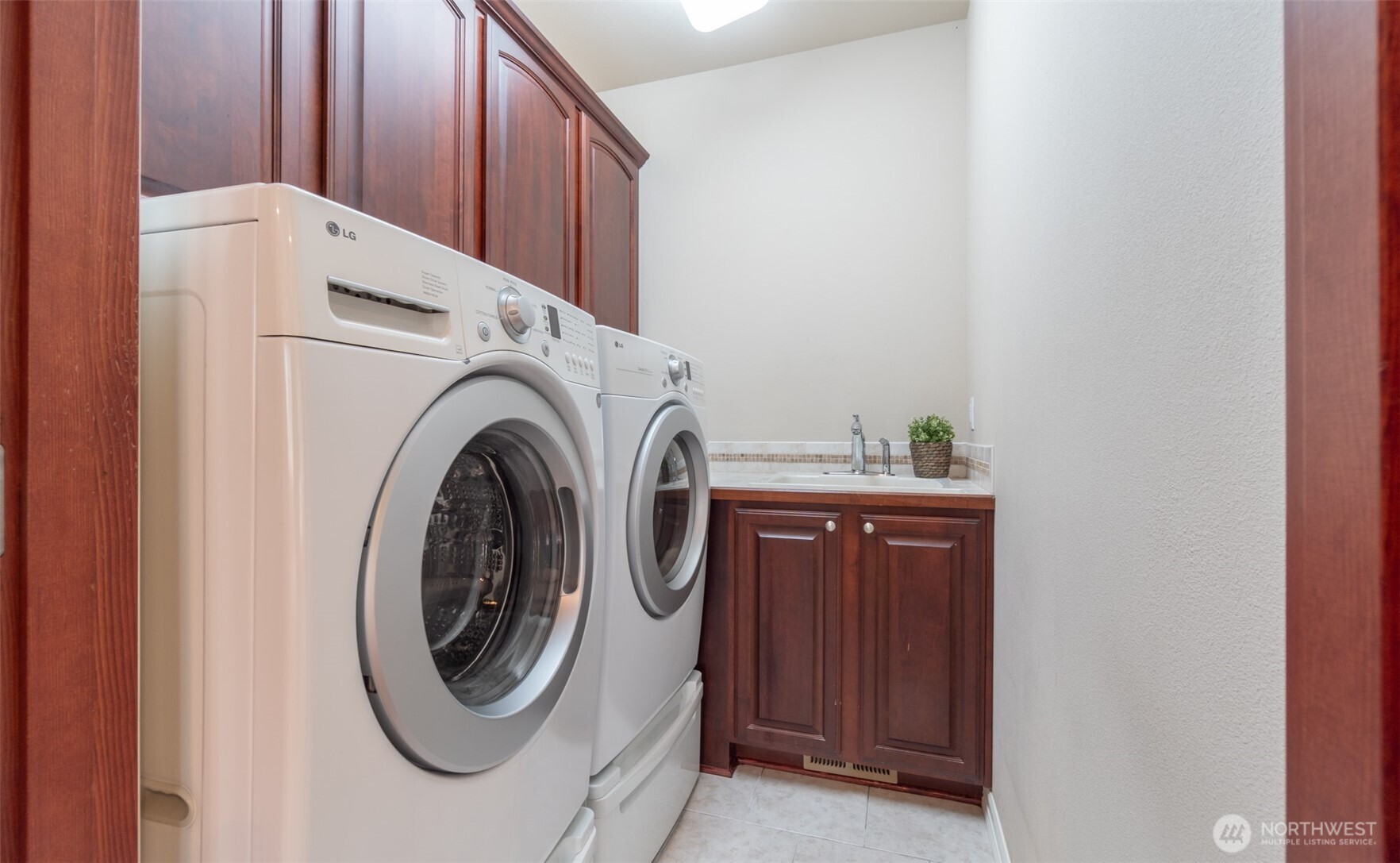 27836 53rd Place Property Photo 10