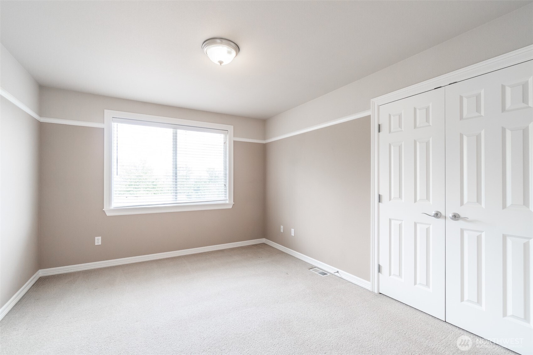 27836 53rd Place Property Photo 33