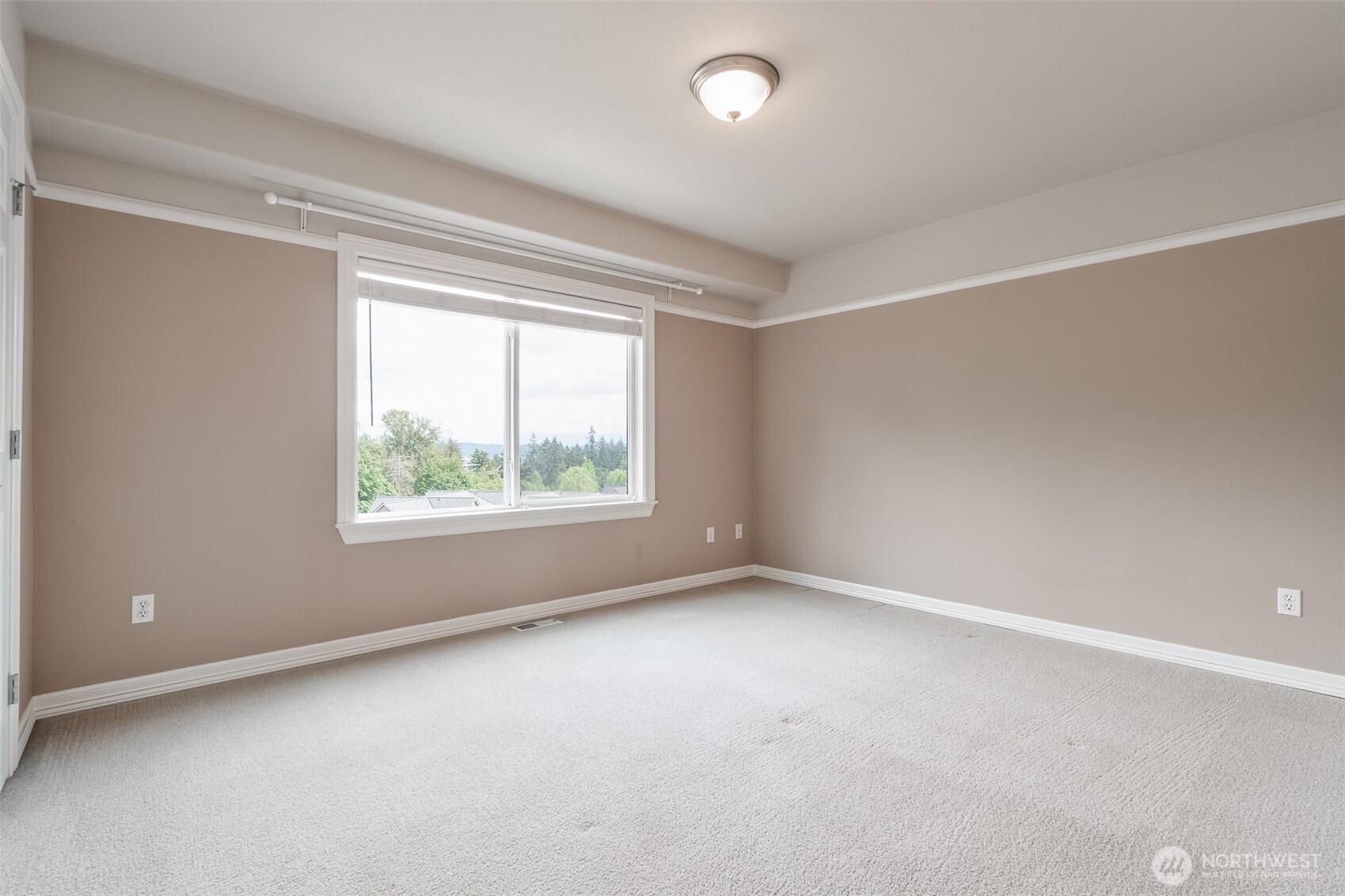 27836 53rd Place Property Photo 34