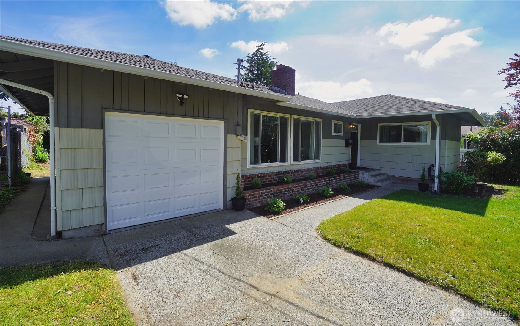 10746 63rd Avenue Property Photo 2