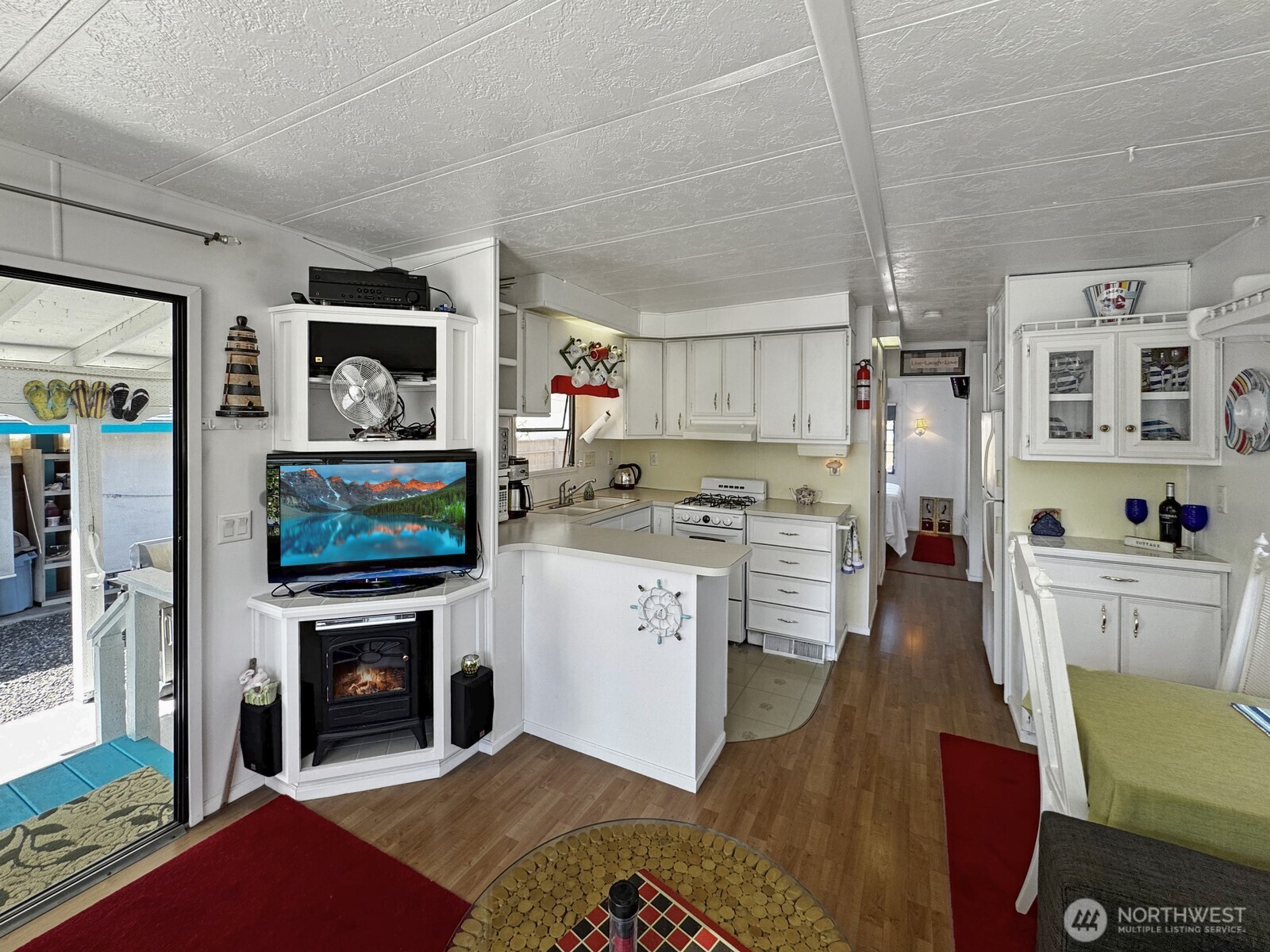 5001 Bay Road D3 Property Photo 8