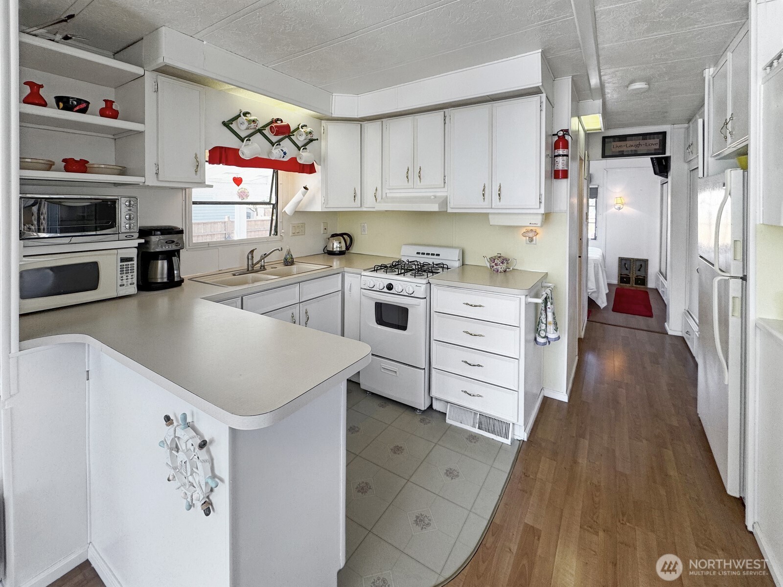 5001 Bay Road D3 Property Photo 9