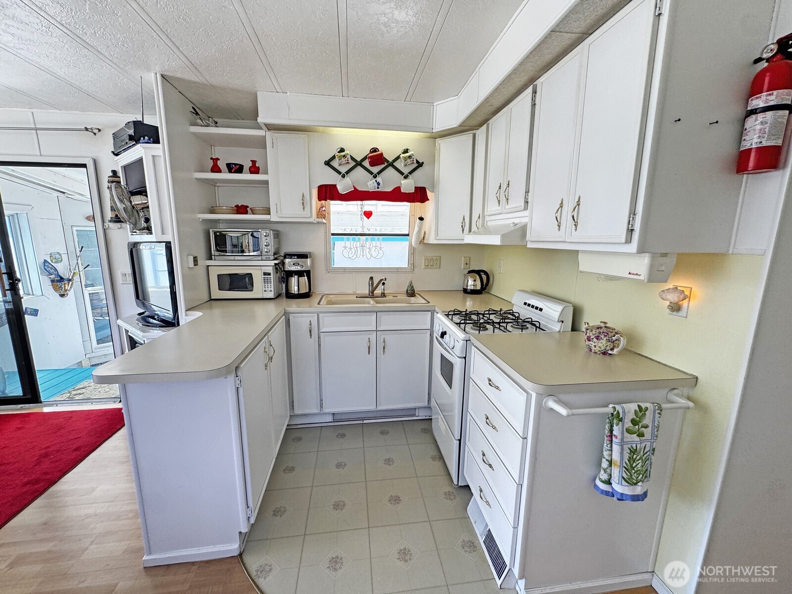 5001 Bay Road D3 Property Photo 10