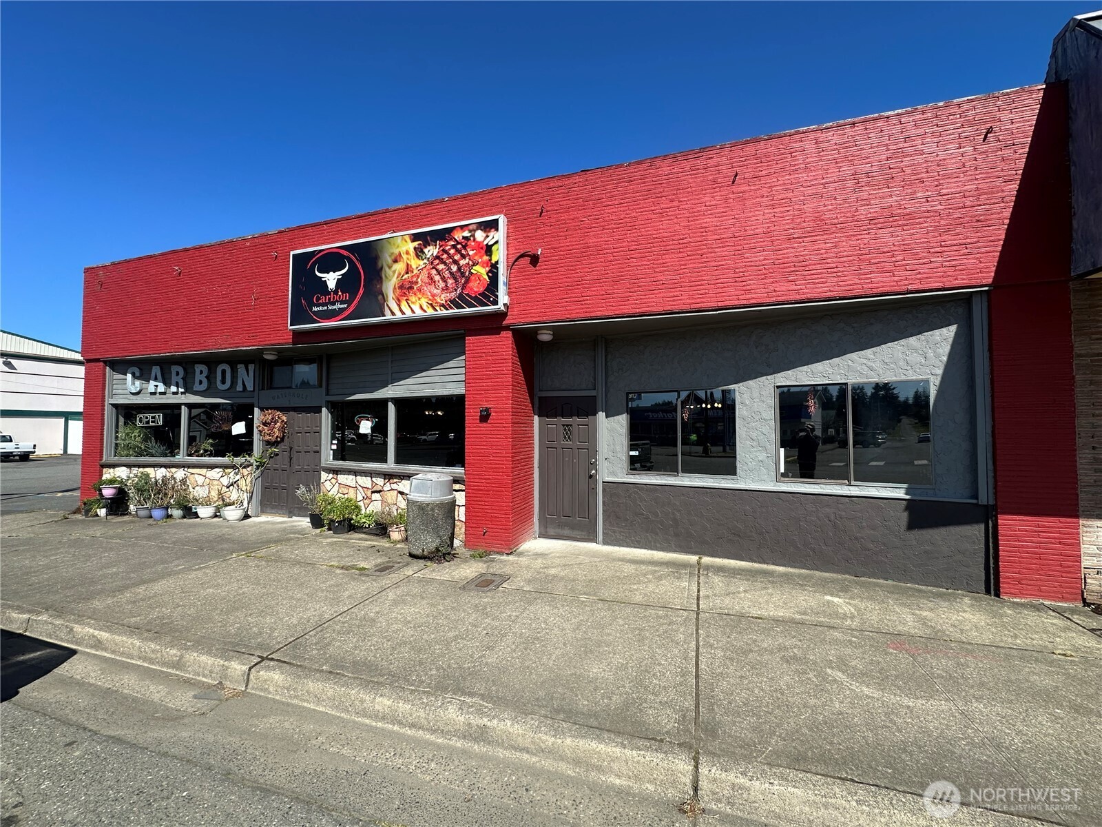 200 W Simpson Avenue Property Photo 1