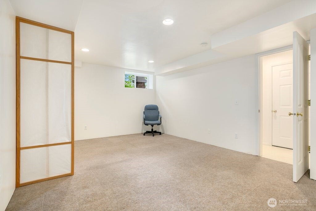 5301 164th Avenue 7-4 Property Photo 22