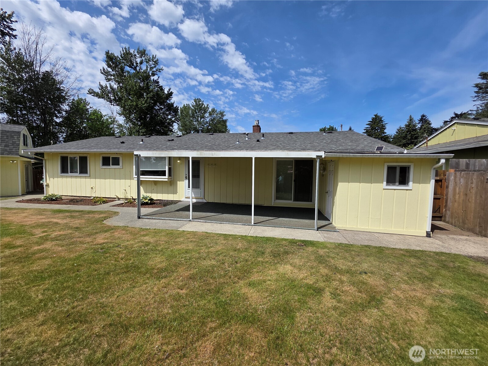 11211 Se 223rd Place Property Photo 6