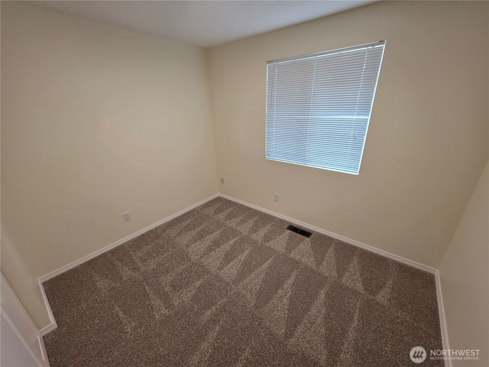 11211 Se 223rd Place Property Photo 31