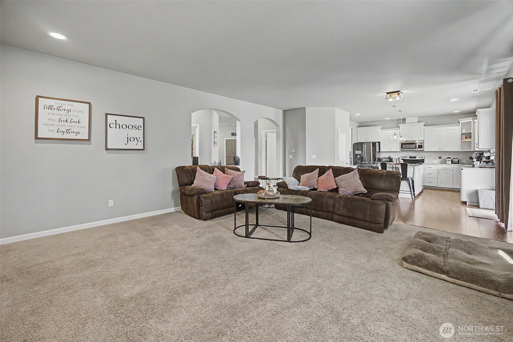 502 Carrier Avenue Property Photo 18