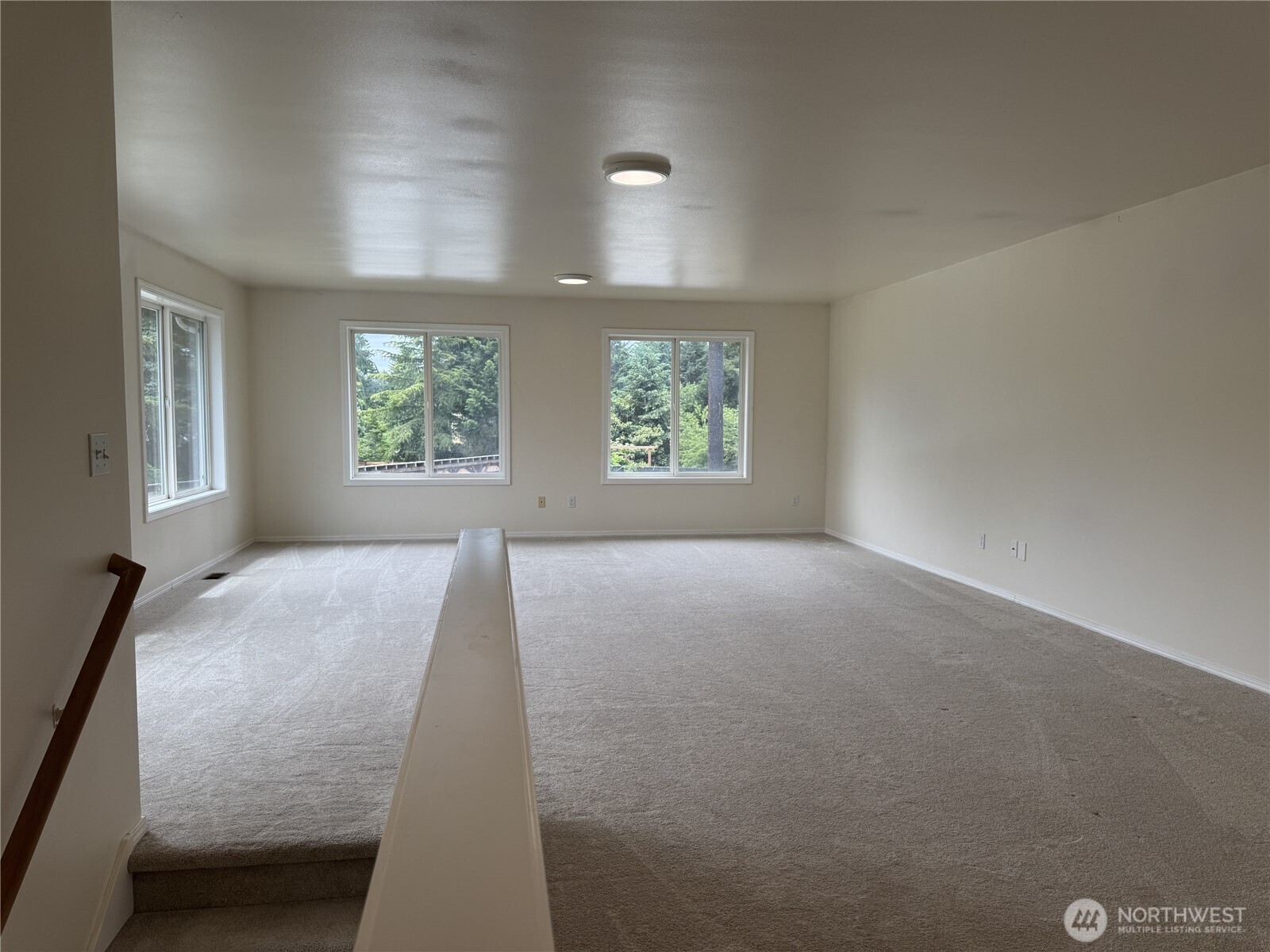13616 122nd Avenue Property Photo 23
