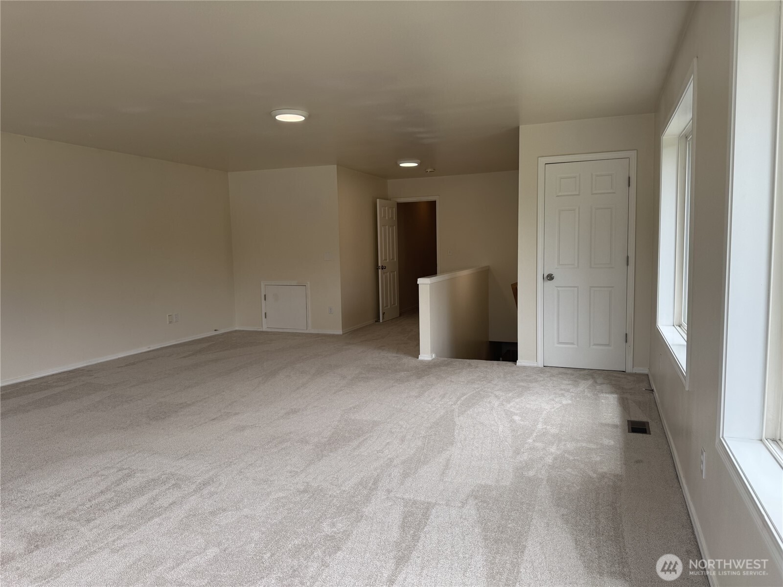 13616 122nd Avenue Property Photo 24