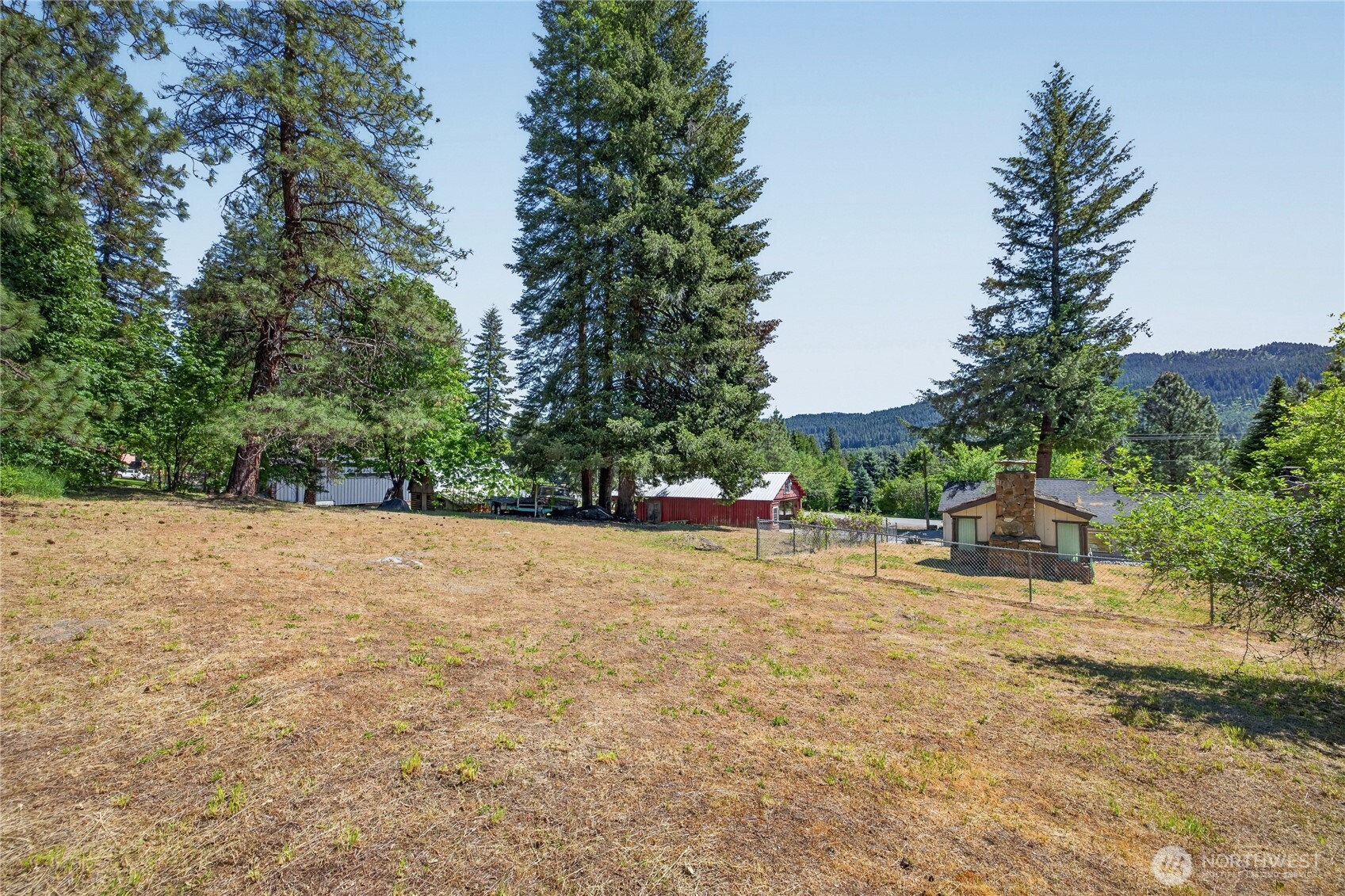 8494 Icicle Road Property Photo 21