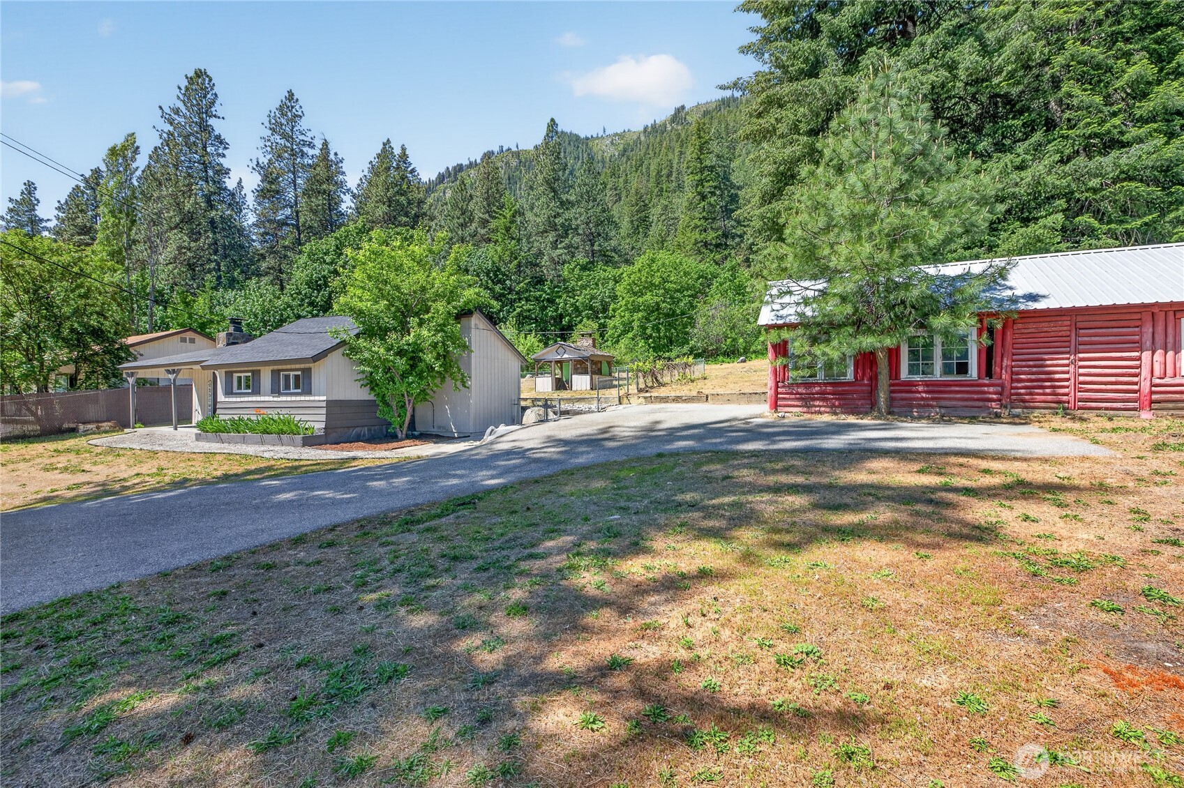 8494 Icicle Road Property Photo 22
