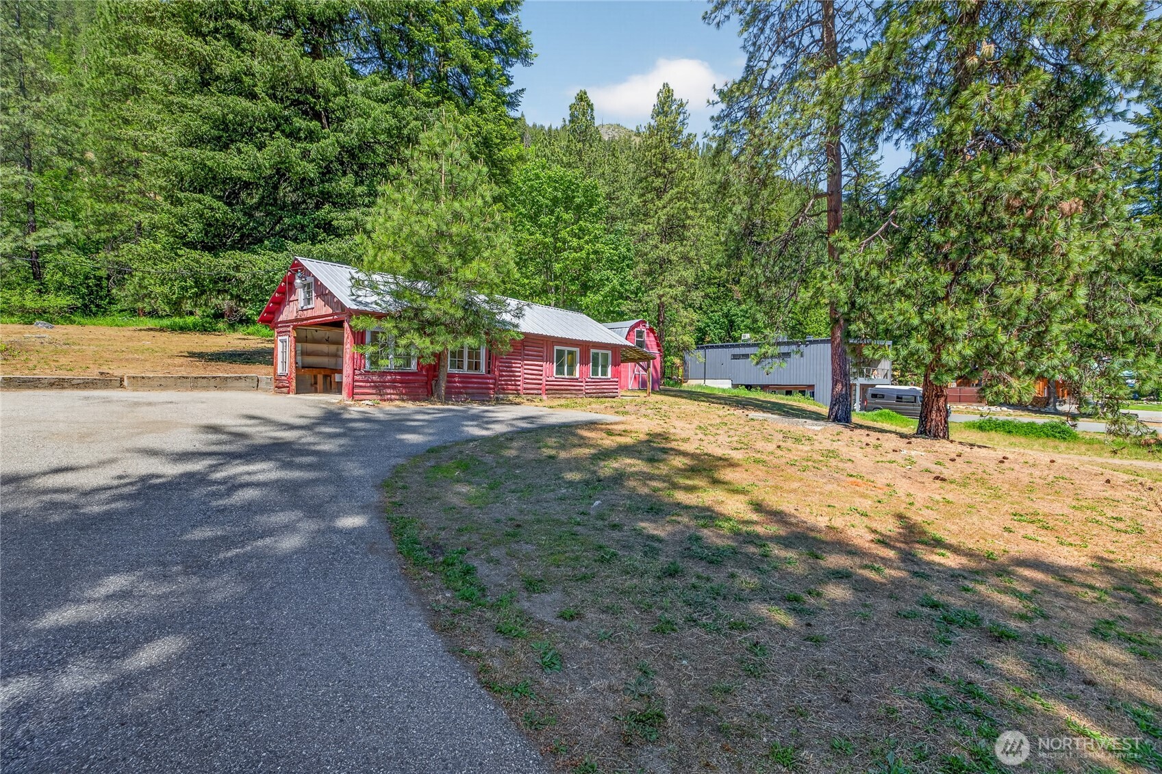 8494 Icicle Road Property Photo 23