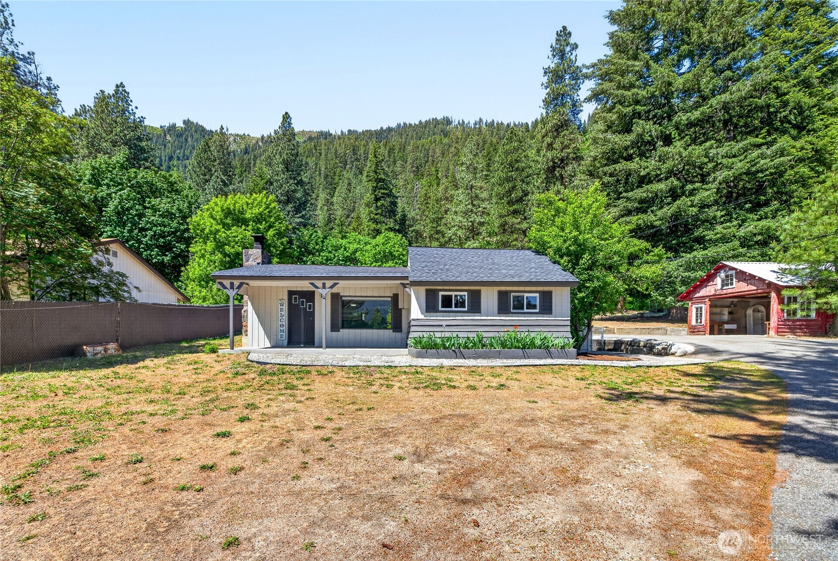 8494 Icicle Road Property Photo 27