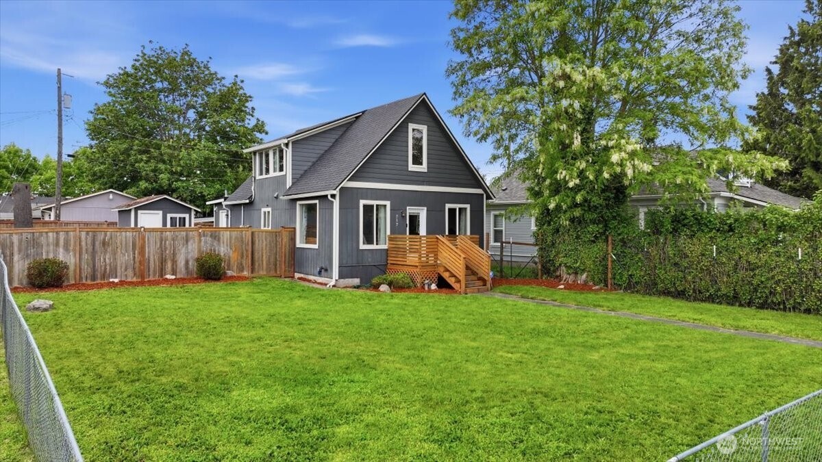 717 S 58th Street Property Photo 4