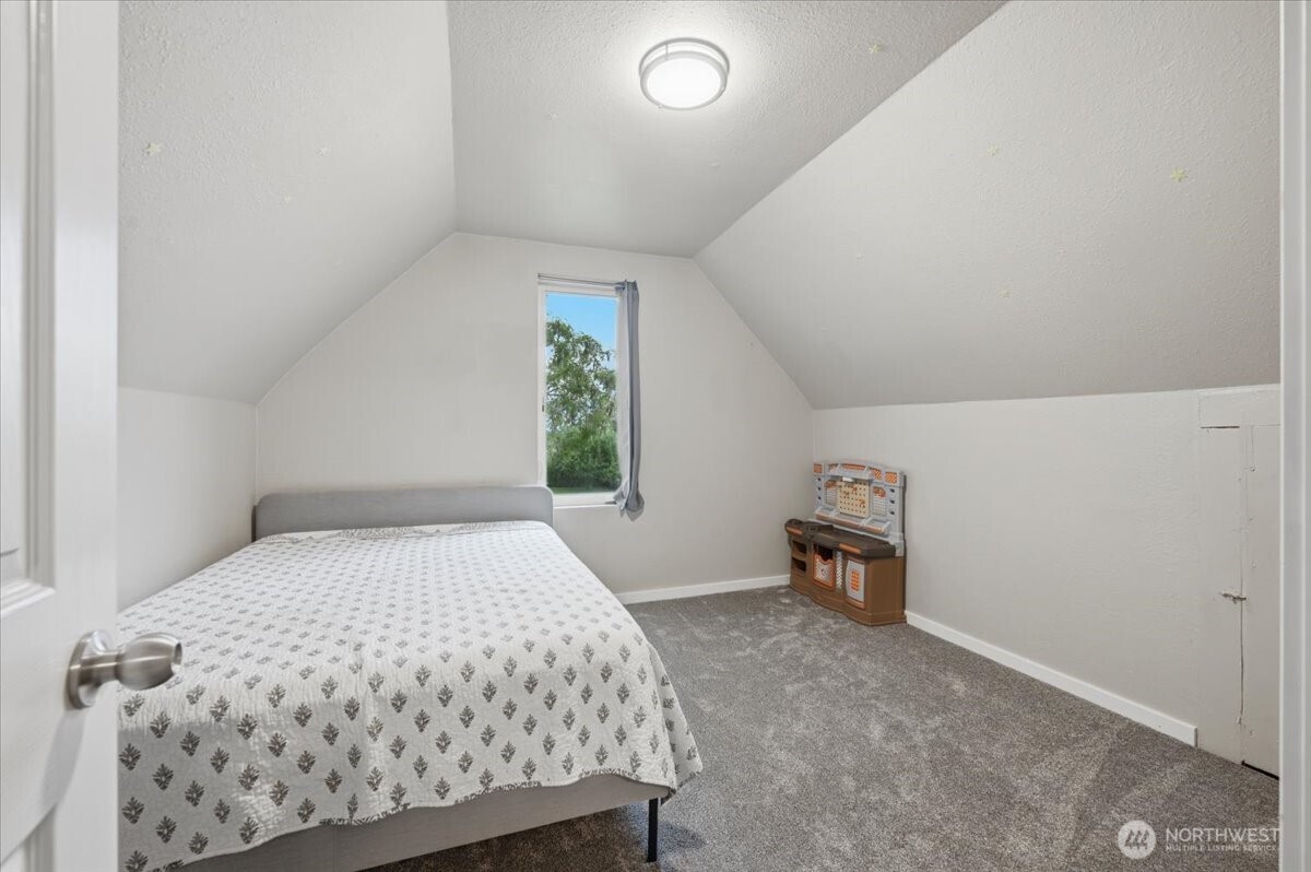 717 S 58th Street Property Photo 17