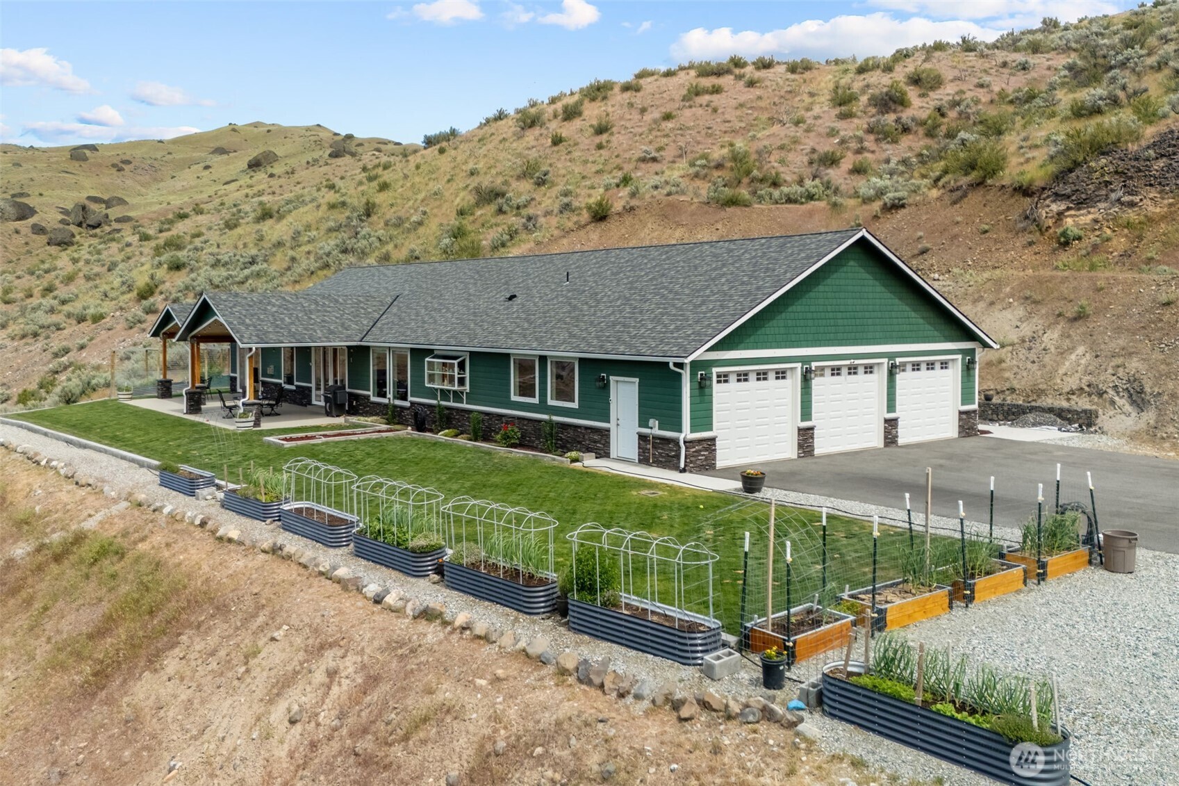 26 Corral Creek Drive Property Photo 1