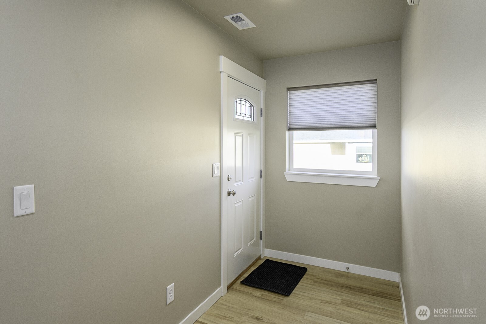 123 E 9th Avenue 50 Property Photo 5