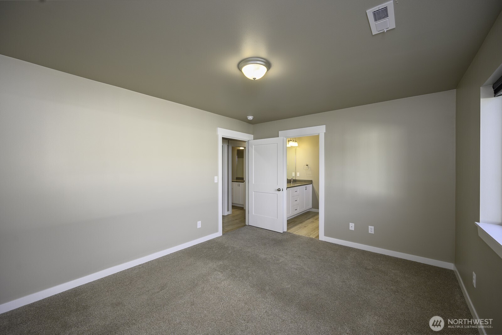 123 E 9th Avenue 50 Property Photo 14