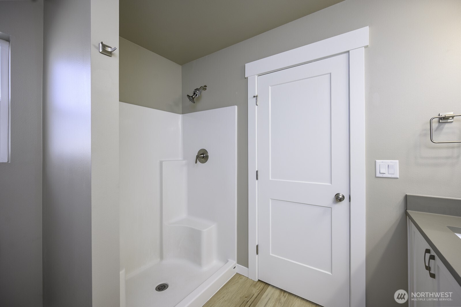 123 E 9th Avenue 50 Property Photo 19