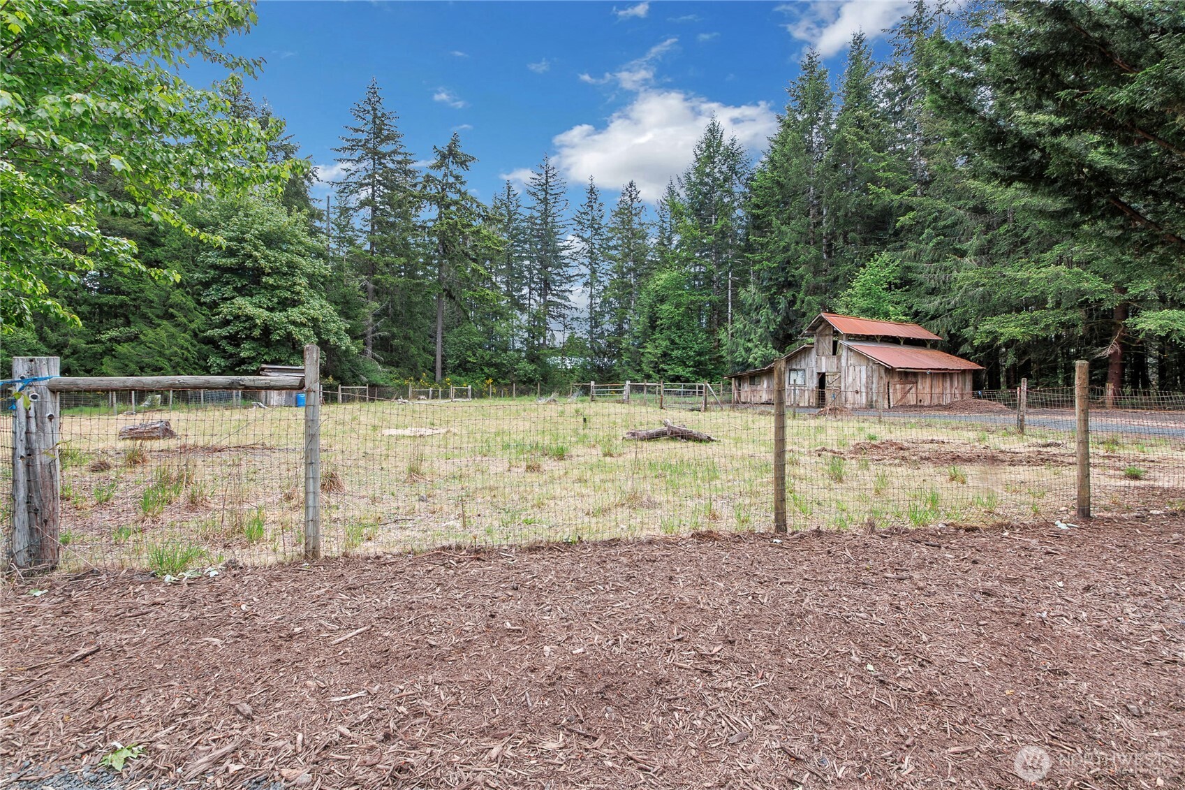 2074 W Cloquallum Road Property Photo 33