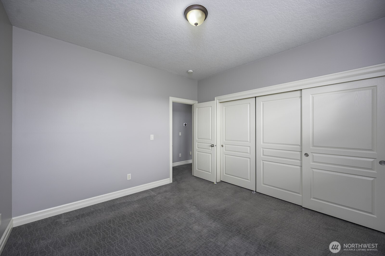 419 S Astor Loop Property Photo 30