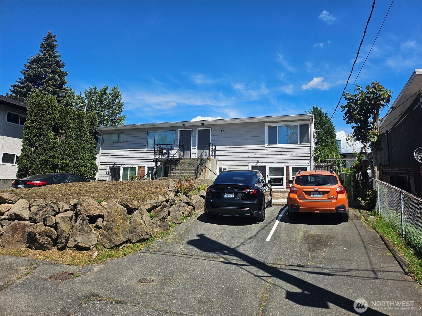 912 Glennwood Avenue Property Photo 3