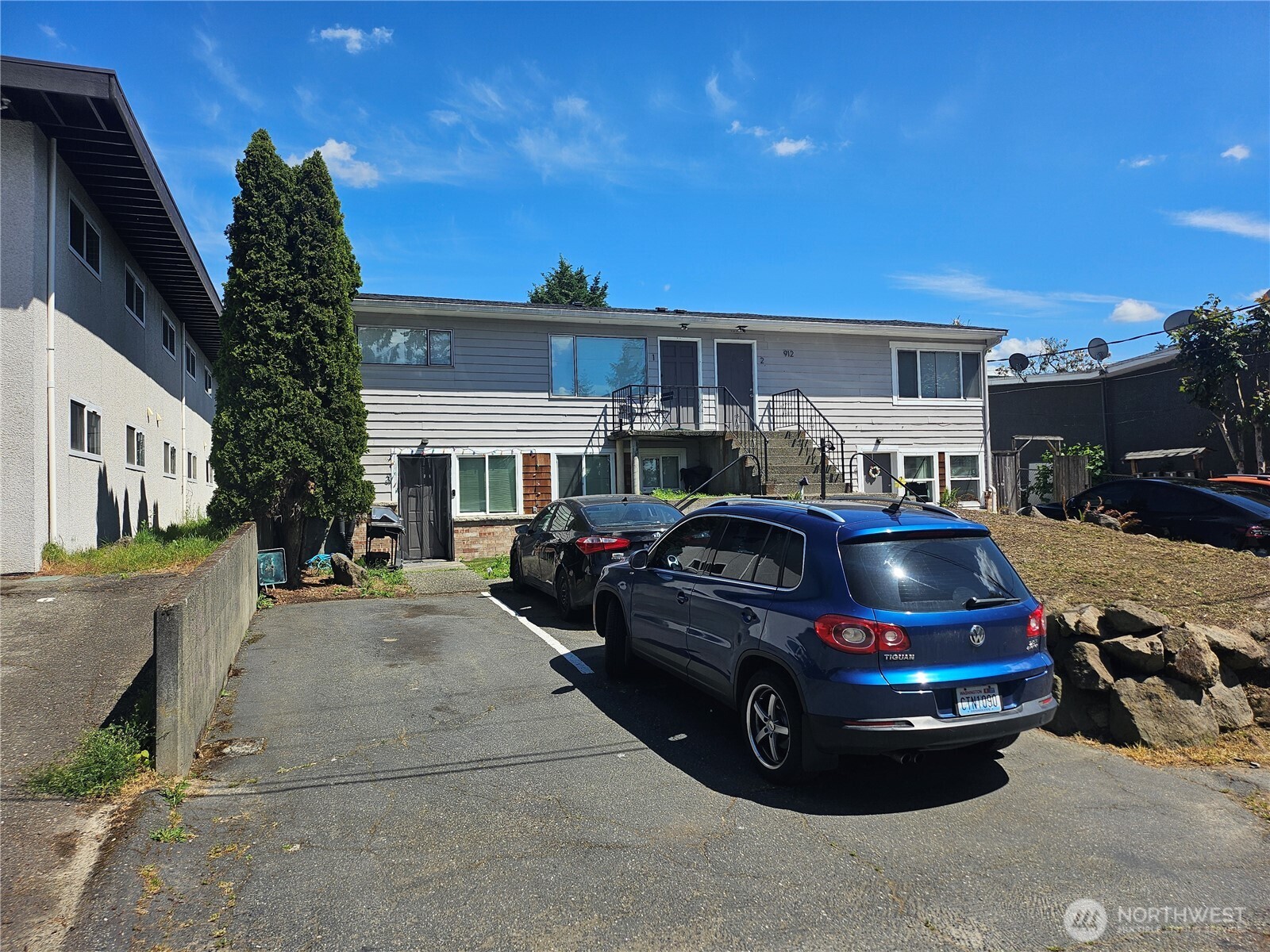 912 Glennwood Avenue Property Photo 7