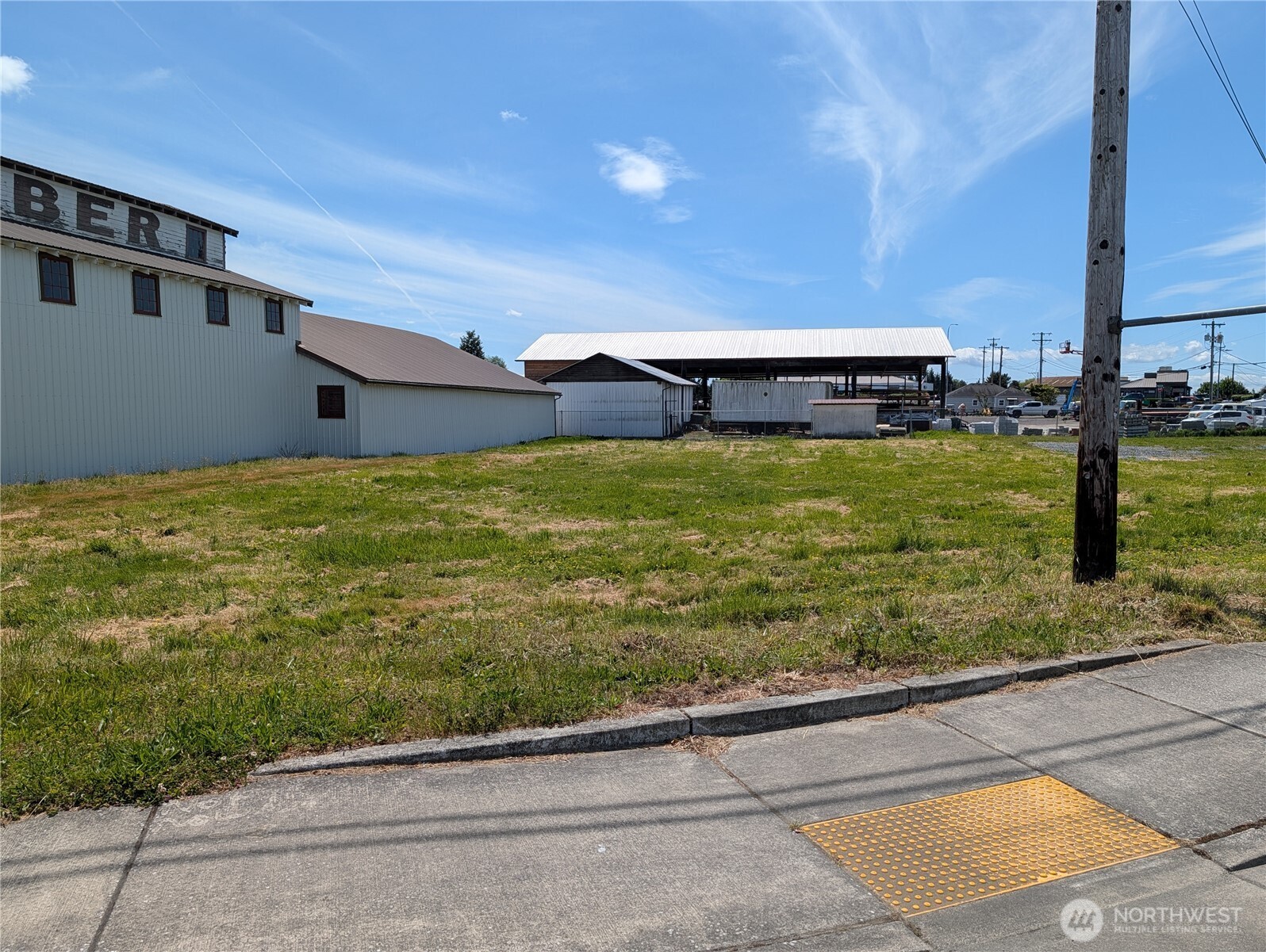 9728 270th Street Property Photo 1