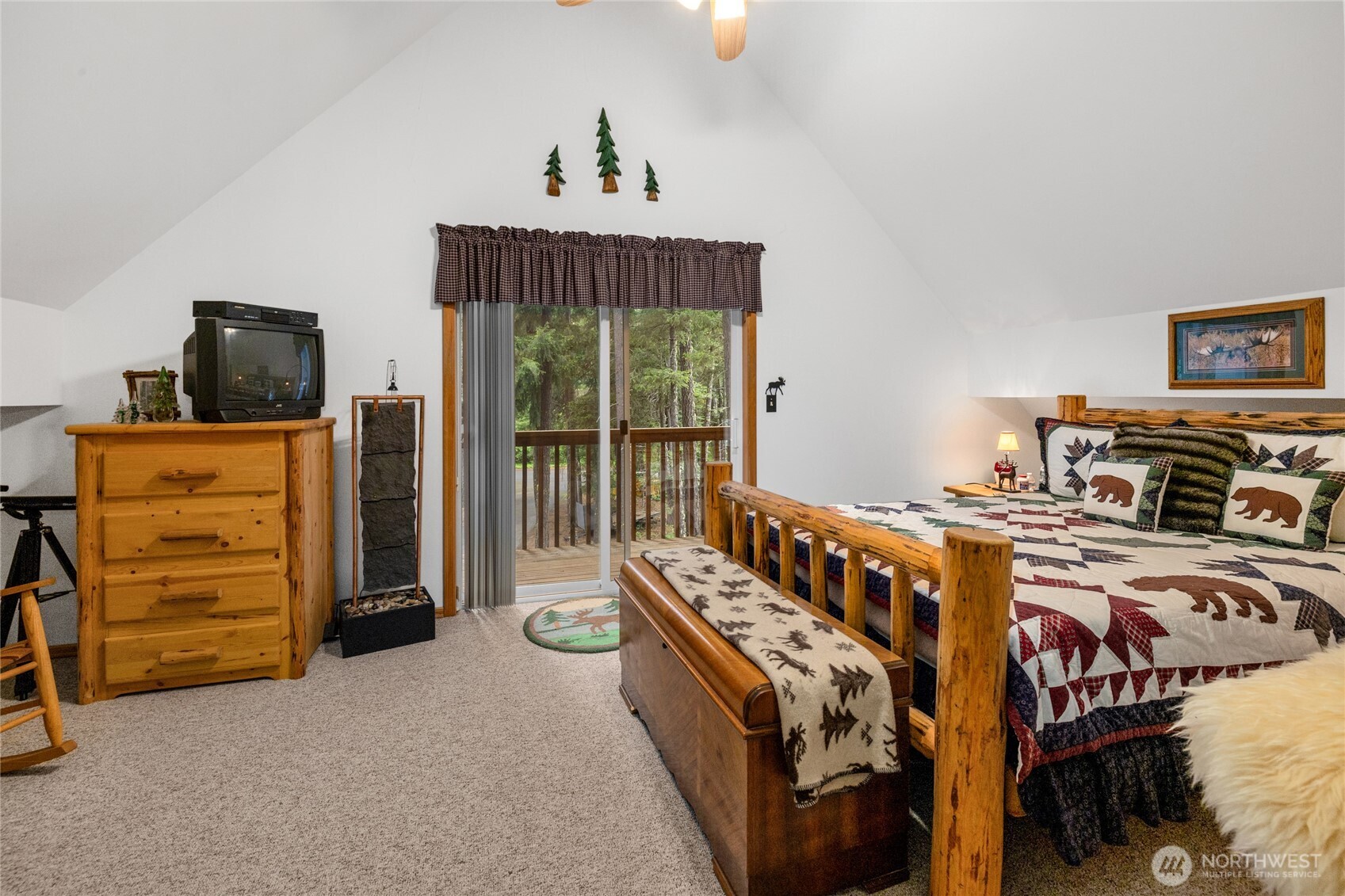380 White Fir Drive Property Photo 19