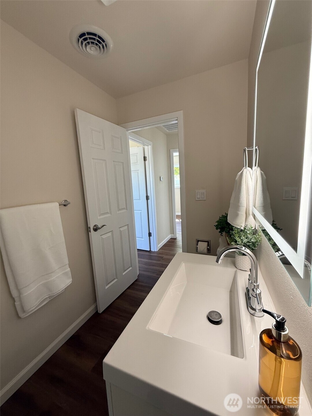 515 S Juniper Drive Property Photo 17