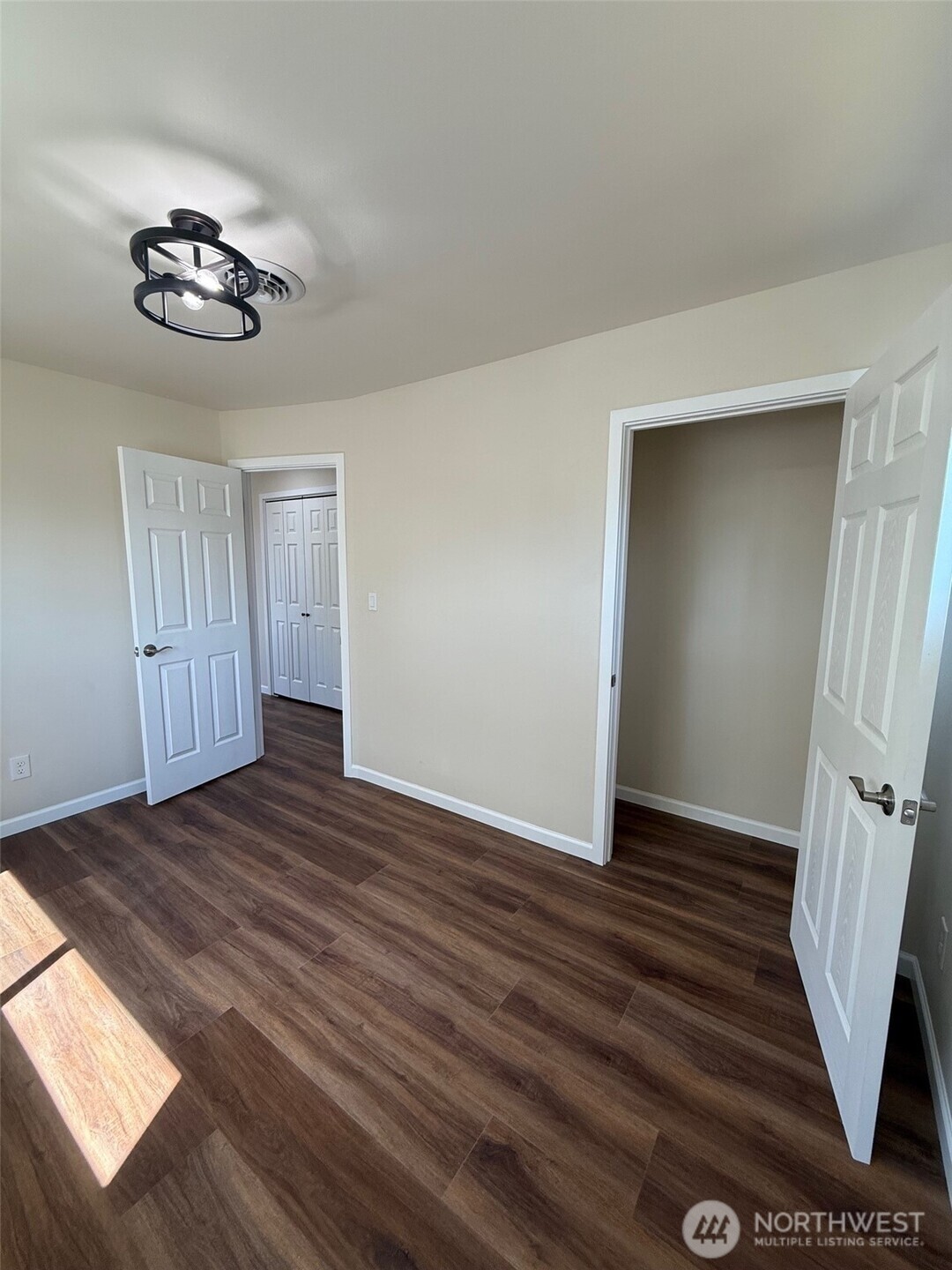 515 S Juniper Drive Property Photo 28