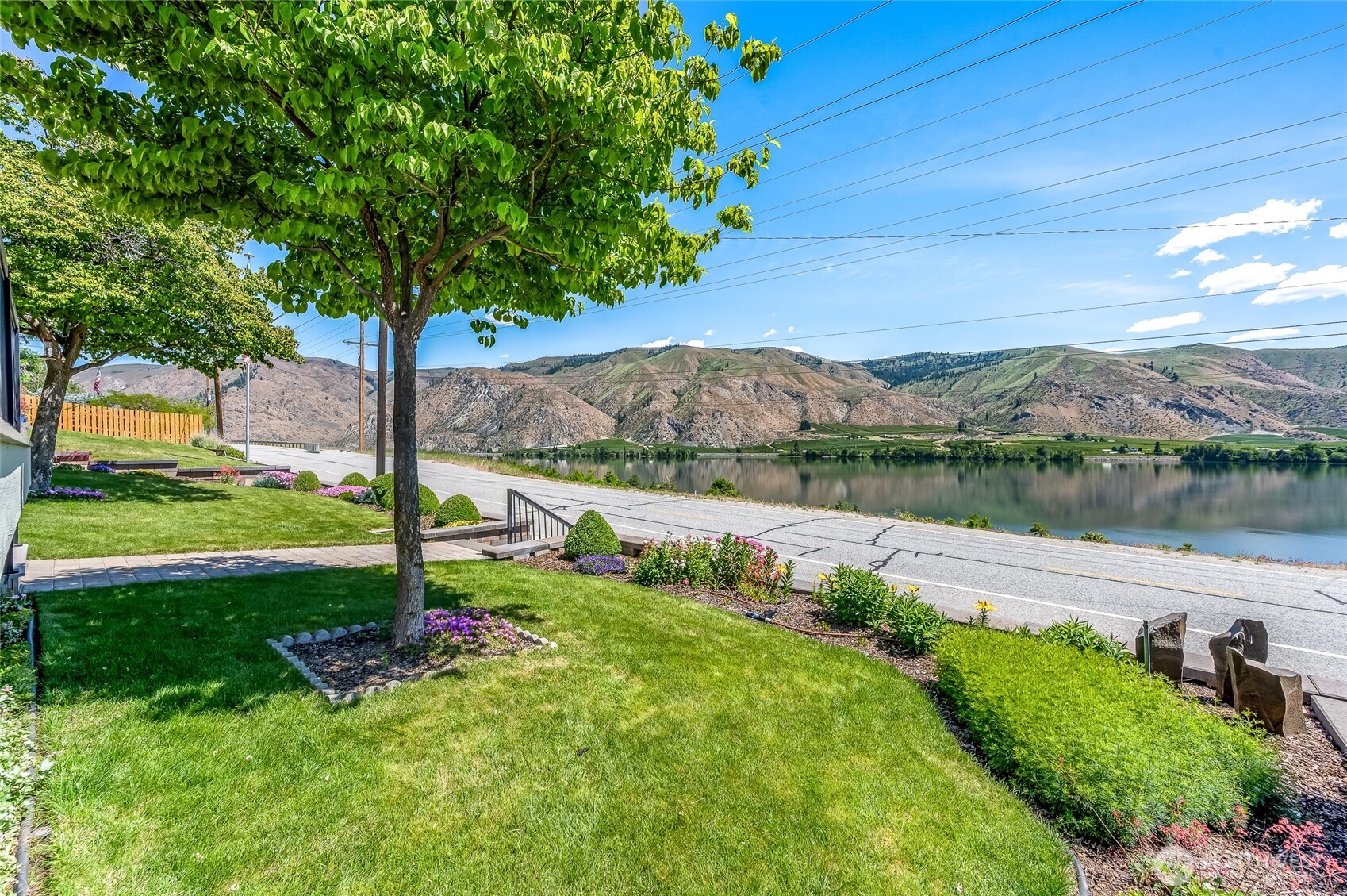 2548 Entiat Way Property Photo 35