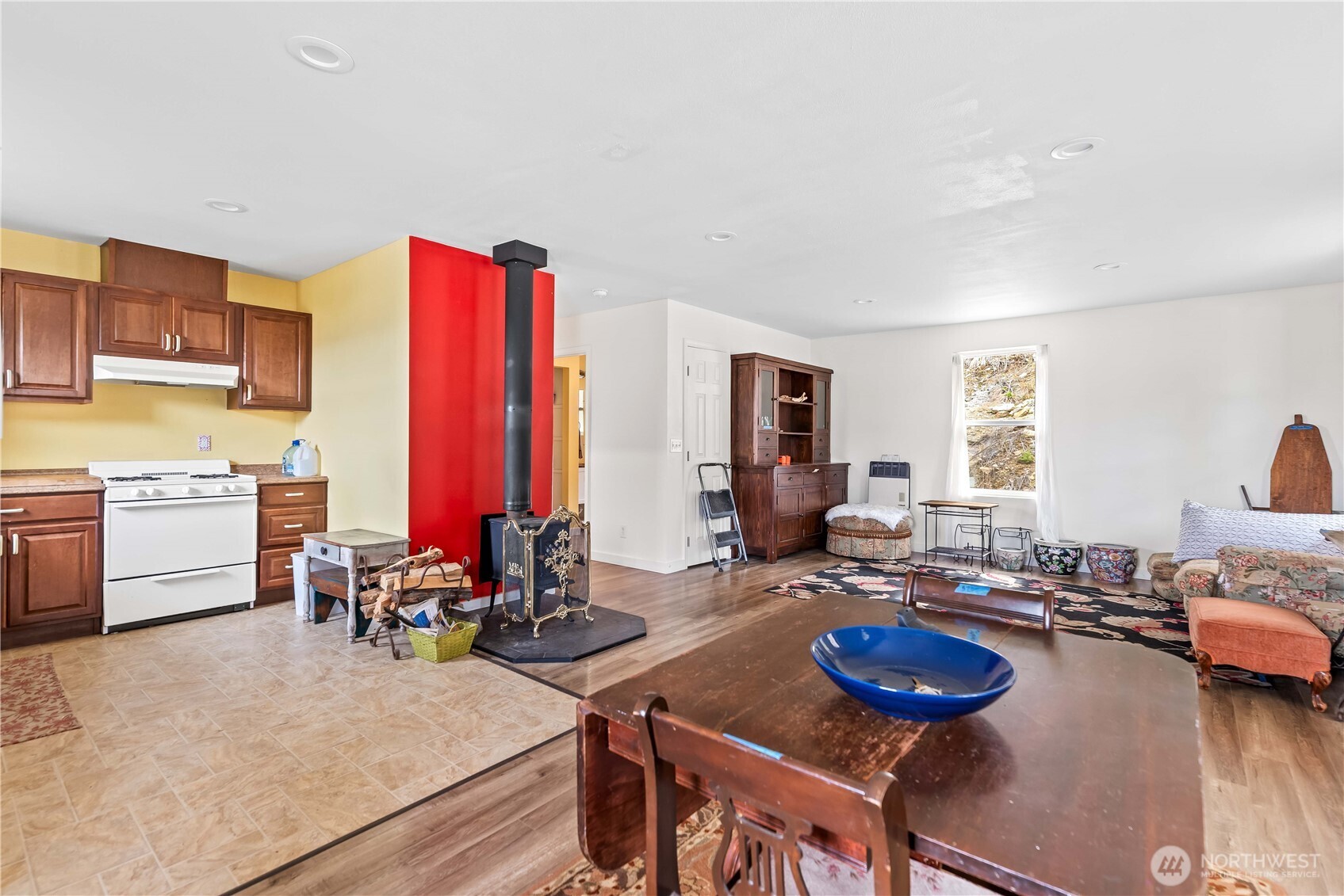 109 Granit Falls Road Property Photo 10