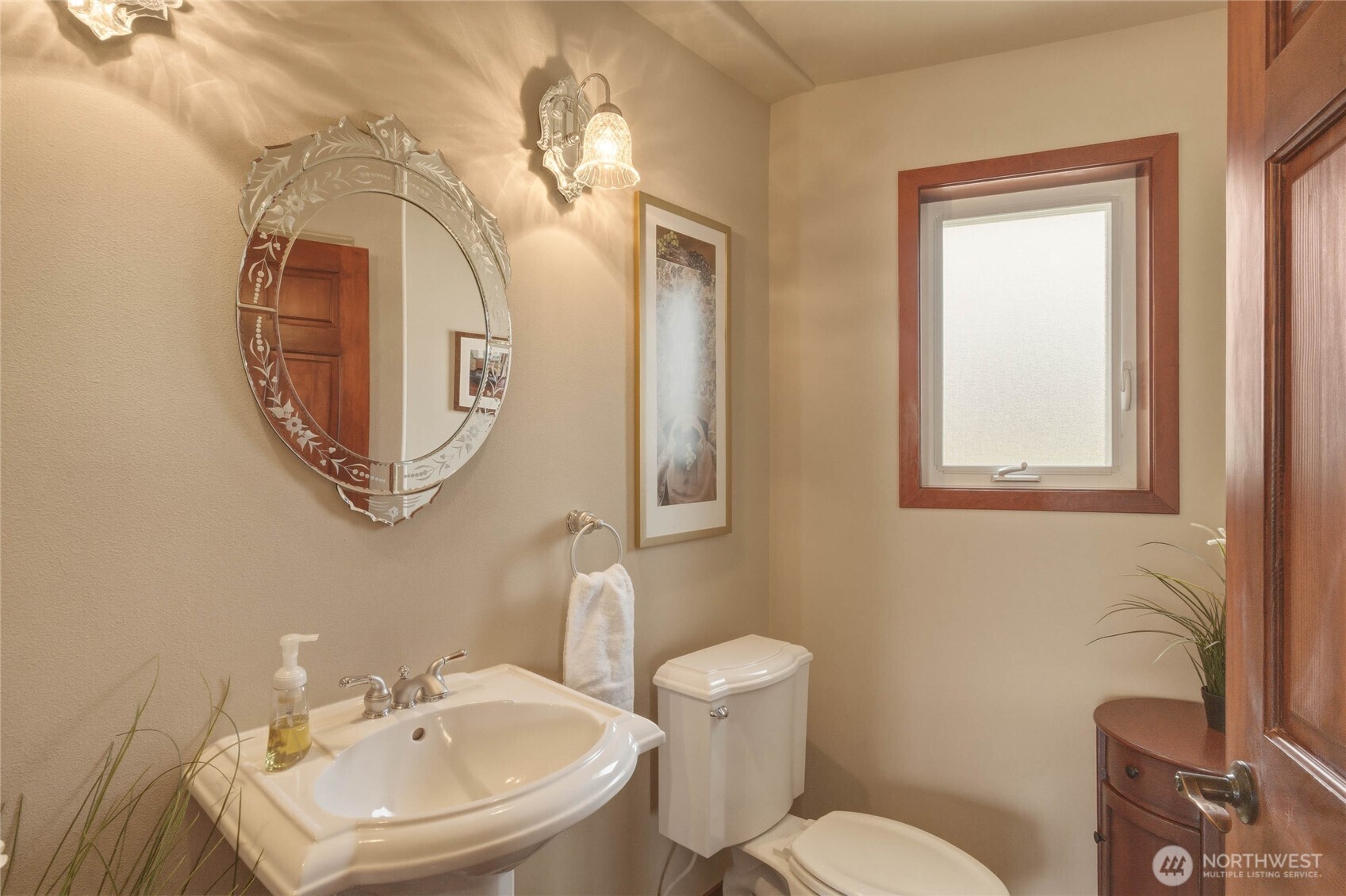 275 E Emerson Drive Property Photo 18