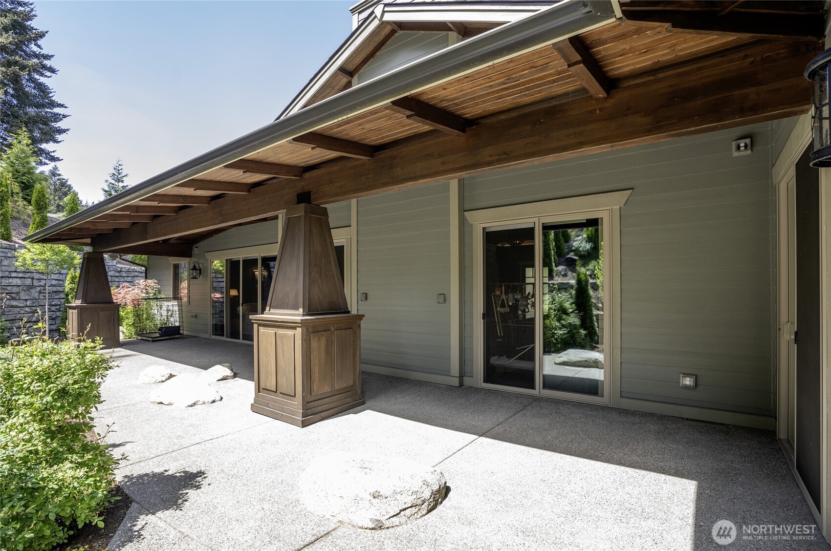 616 Hyak Way Property Photo 11