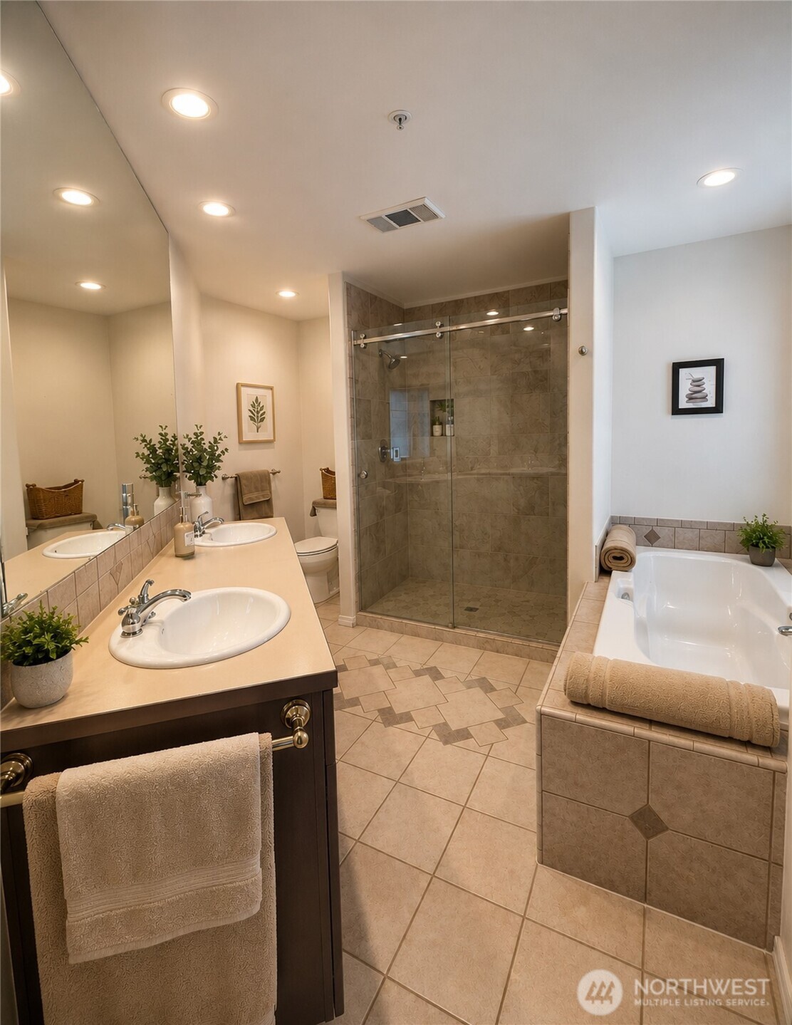 2272 Sunrise Place Property Photo 8