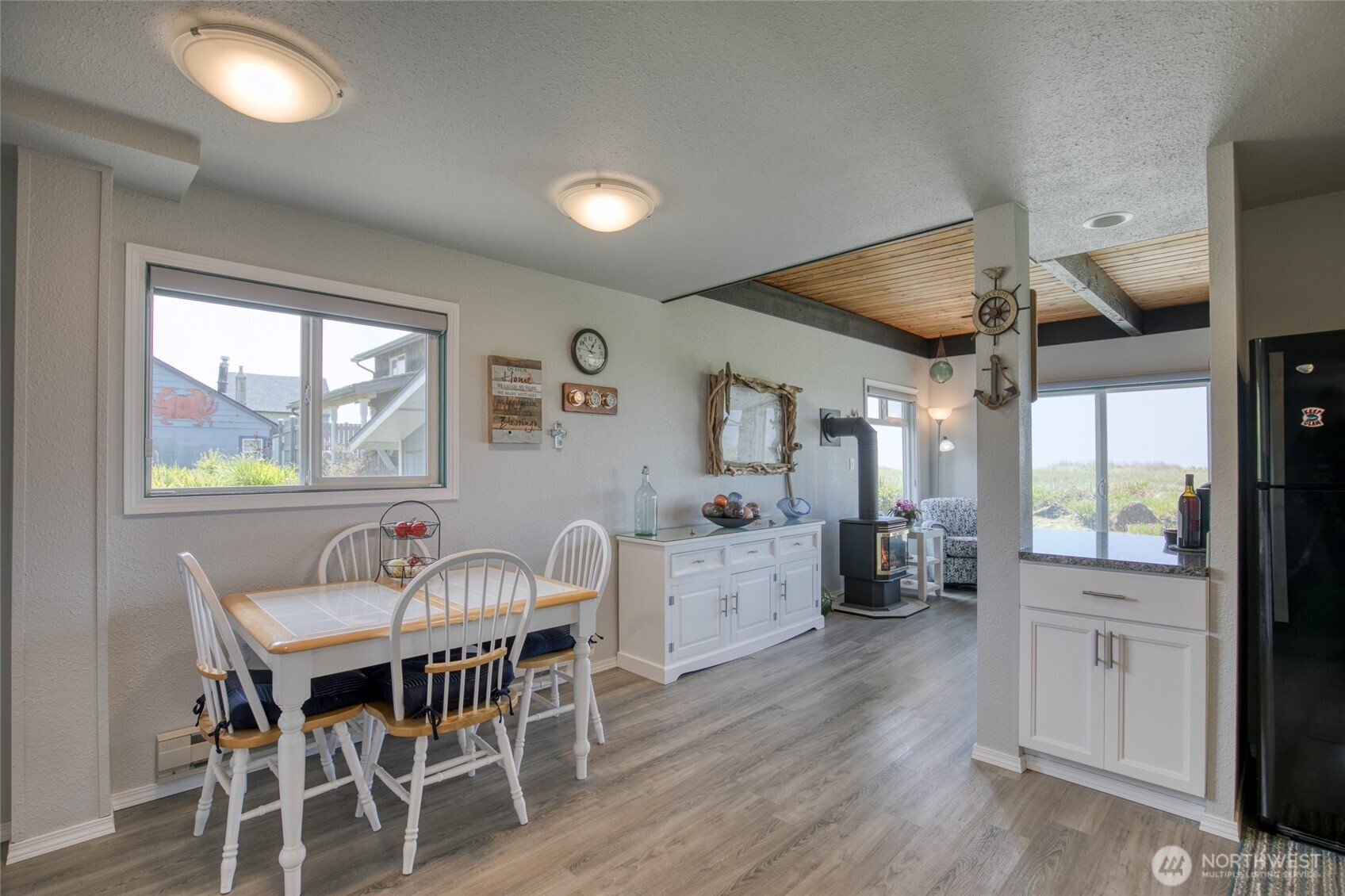 47811 Pacific Avenue Property Photo 5
