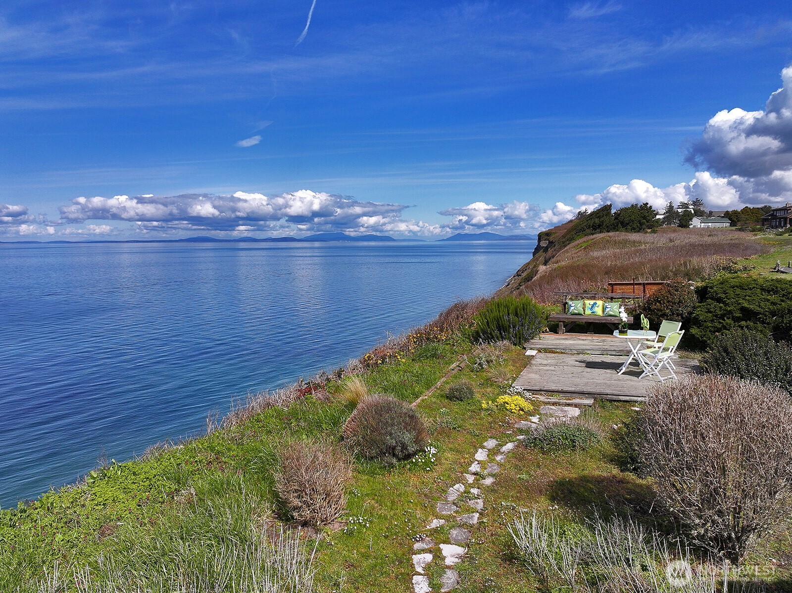 795 Fort Ebey Road Property Photo 4